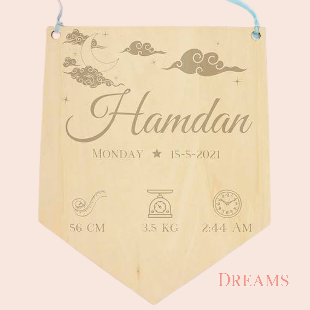 Personalized Baby Announcement Board – Newborn Name Sign