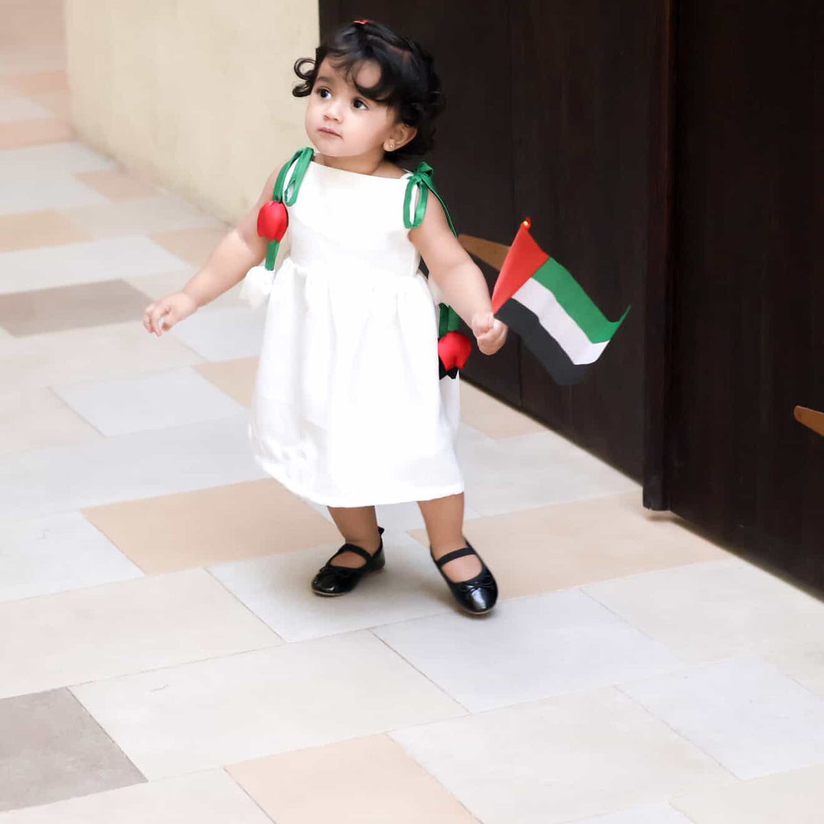 UAE National Day Tulip Charm Dress – Hanging Tulip Celebration Outfit